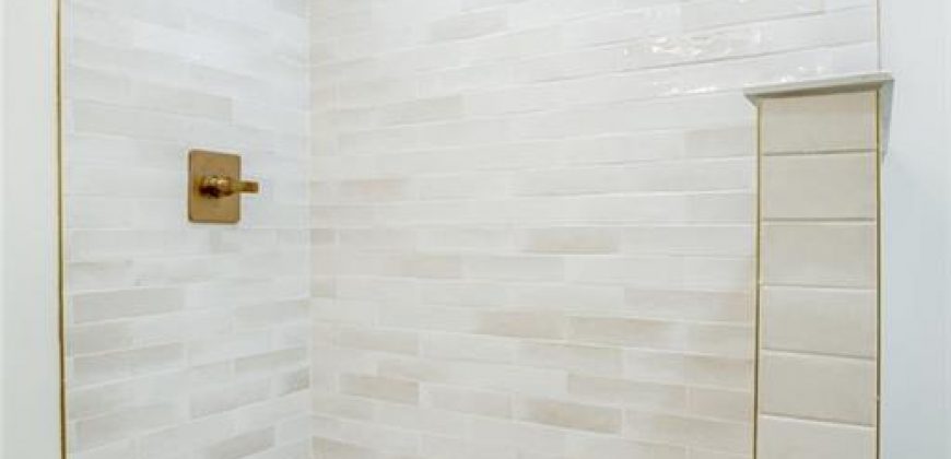 Homes for Sale in Kansas City, MO 64116 | 3320  Mohawk Lane