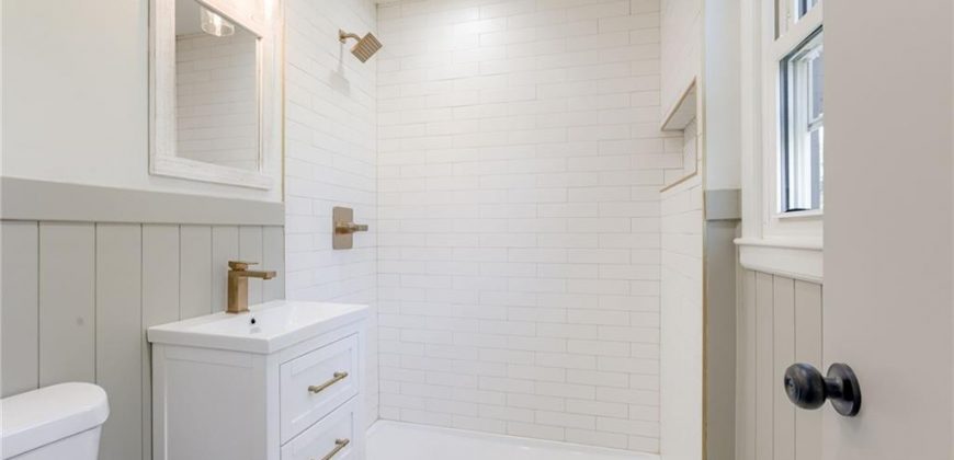 Homes for Sale in Kansas City, MO 64116 | 3320  Mohawk Lane