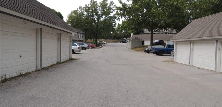 Homes for Sale in Kansas City, MO 64151 | 5708 N OREGON Avenue