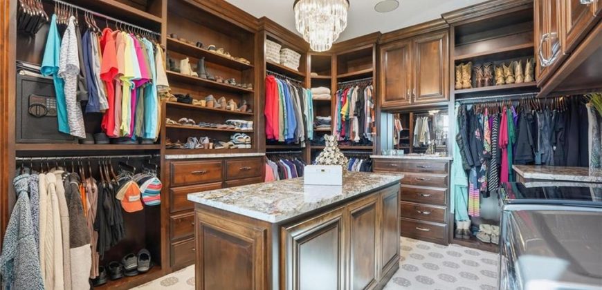 Homes for Sale in Kansas City, MO 64153 | 10807 NW Tiffany Springs Road