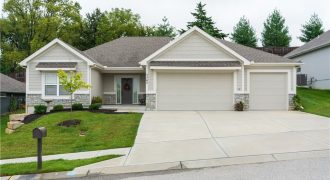 Homes for Sale in Kansas City, MO 64152 | 7565 NW Damon Drive