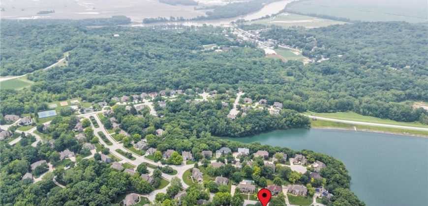 Homes for Sale in Parkville, MO 64152 | 5733 NW North pointe Terrace