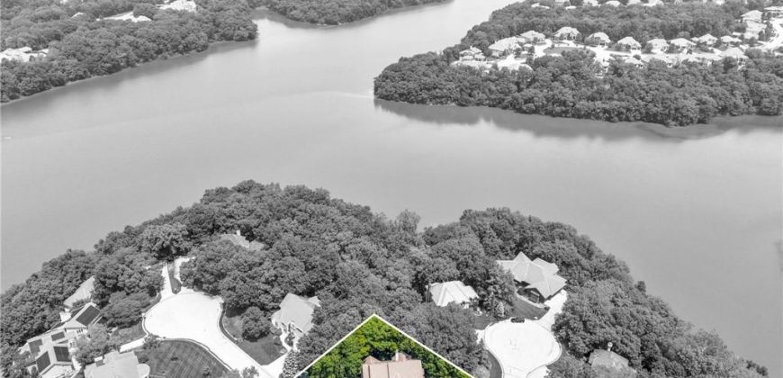 Homes for Sale in Parkville, MO 64152 | 5733 NW North pointe Terrace