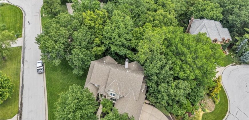 Homes for Sale in Parkville, MO 64152 | 5733 NW North pointe Terrace