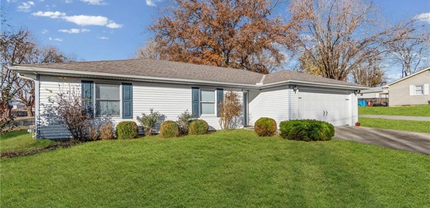 Homes for Sale in Dearborn, MO 64439 | 608 N Harrington Street