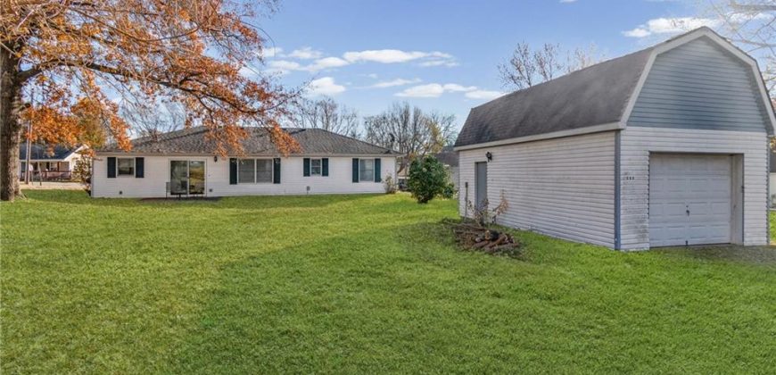 Homes for Sale in Dearborn, MO 64439 | 608 N Harrington Street