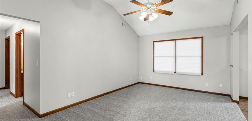 Homes for Sale in Dearborn, MO 64439 | 608 N Harrington Street