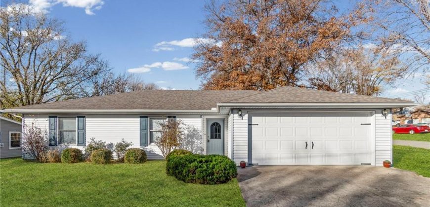 Homes for Sale in Dearborn, MO 64439 | 608 N Harrington Street