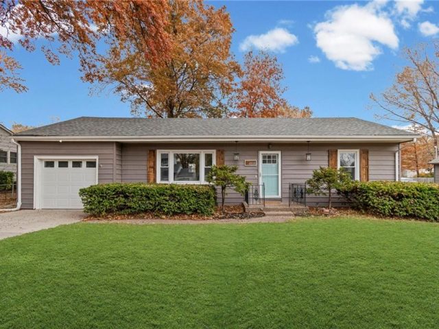 Homes for Sale in Kansas City, MO 64117 | 4818 NE 46th Street