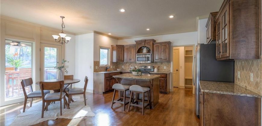 Homes for Sale in Kansas City, MO 64151 | 4203 NW 76th Street