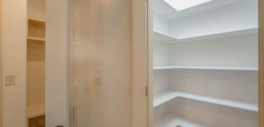 Homes for Sale in Kansas City, MO 64151 | 4203 NW 76th Street