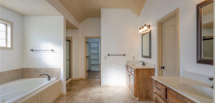 Homes for Sale in Kansas City, MO 64151 | 4203 NW 76th Street