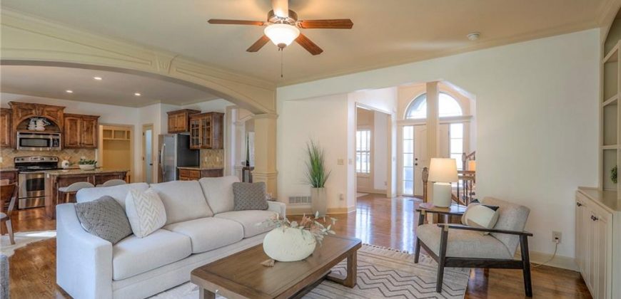 Homes for Sale in Kansas City, MO 64151 | 4203 NW 76th Street