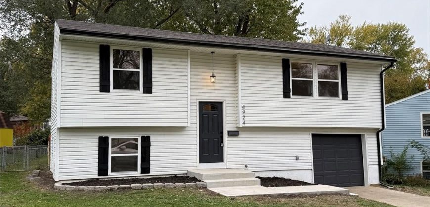 Homes for Sale in Kansas City, MO 64119 | 4924 N Smalley Avenue