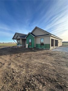 --92-Highway-mls-2587092-image-1