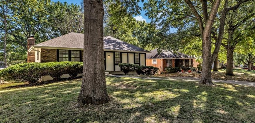 Homes for Sale in Kansas City, MO 64151 | 6509 N Harden Avenue