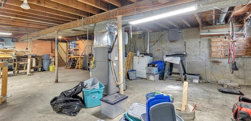 Homes for Sale in Kansas City, MO 64155 | 8921 N Charlotte Street