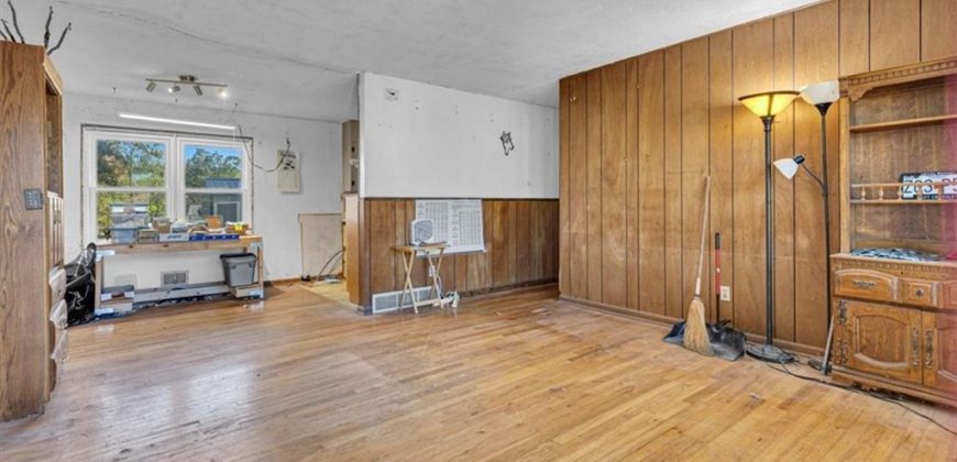 Homes for Sale in Kansas City, MO 64155 | 8921 N Charlotte Street