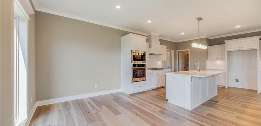 Homes for Sale in Kansas City, MO 64156 | 7009 NE 103rd Street