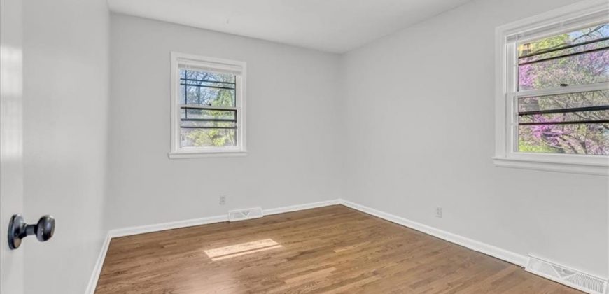 Homes for Sale in Liberty, MO 64068 | 1484  Hemlock Drive