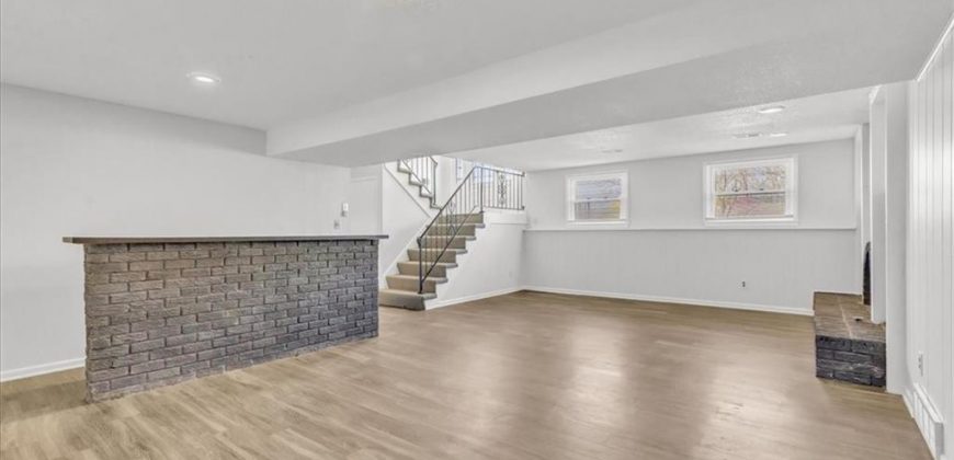 Homes for Sale in Kansas City, MO 64152 | 10705 NW 58th Street