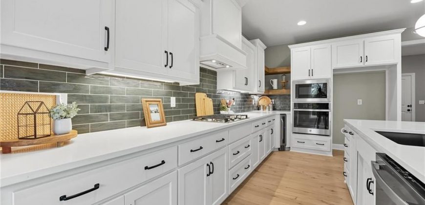 Homes for Sale in Kansas City, MO 64155 | 10519 N Liberty Street