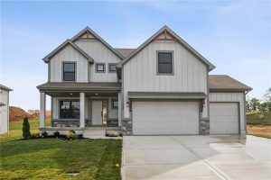 1985--Longview-Drive-mls-2562919-image-1