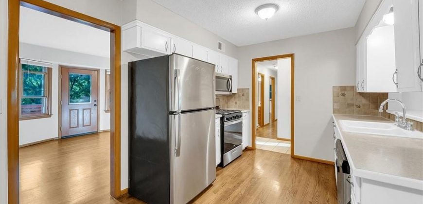 Homes for Sale in Kansas City, MO 64151 | 8012 NW Cadwallader Road