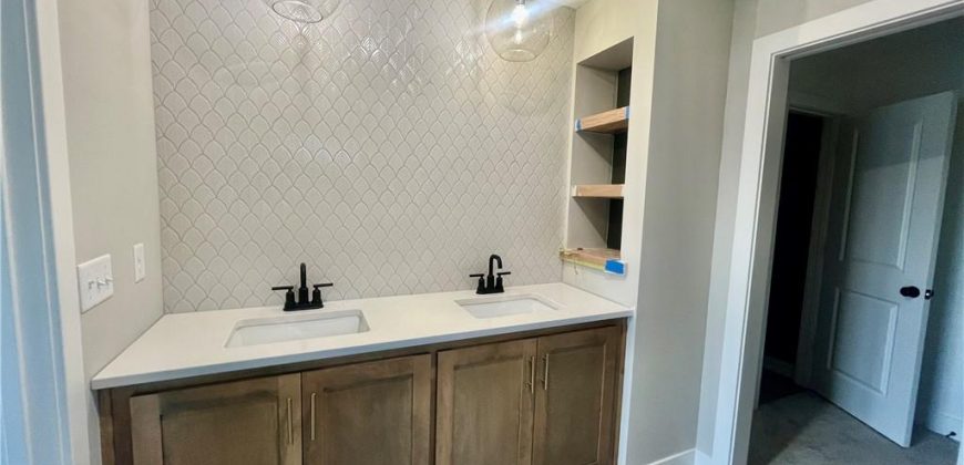 Homes for Sale in Kansas City, MO 64155 | 912 NW 94 Terrace