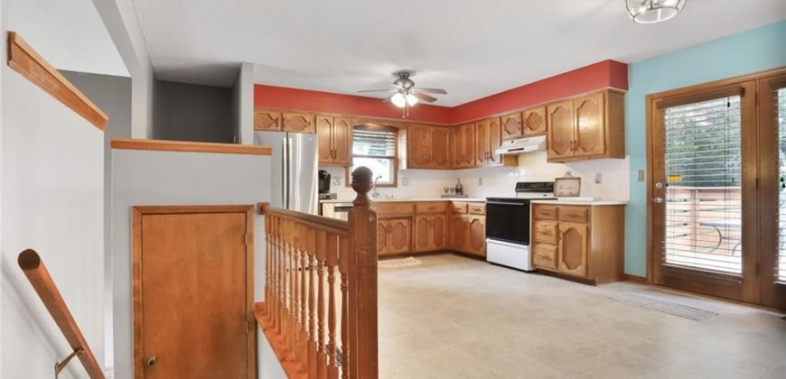 Homes for Sale in Kansas City, MO 64118 | 1412 NW 63RD Terrace