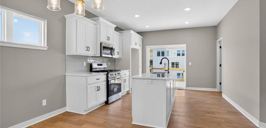 Homes for Sale in Parkville, MO 64152 | 16181  Ryan Circle