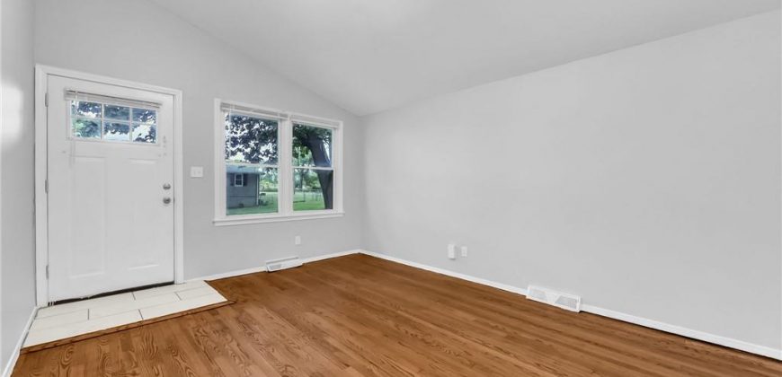 Homes for Sale in Kansas City, MO 65155 | 701 NW 88TH Terrace