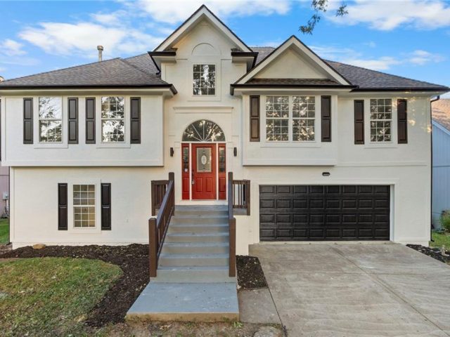 Homes for Sale in Smithville, MO 64089 | 14611  Wicklow Street