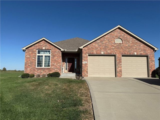 Homes for Sale in Kansas City, MO 64157 | 7404 NE 112th Court