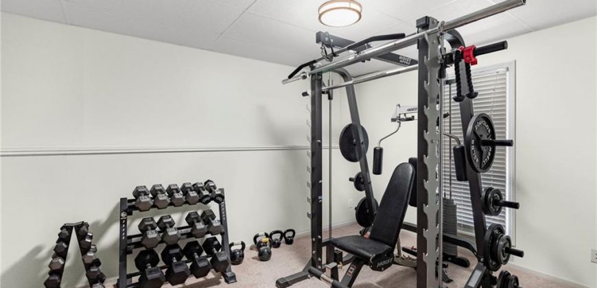 Homes for Sale in Kansas City, MO 64154 | 8509 N Robinhood Avenue