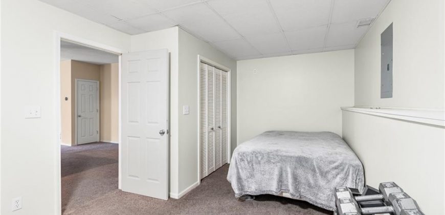 Homes for Sale in Kansas City, MO 64154 | 8509 N Robinhood Avenue