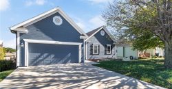 Homes for Sale in Kansas City, MO 64154 | 8509 N Robinhood Avenue