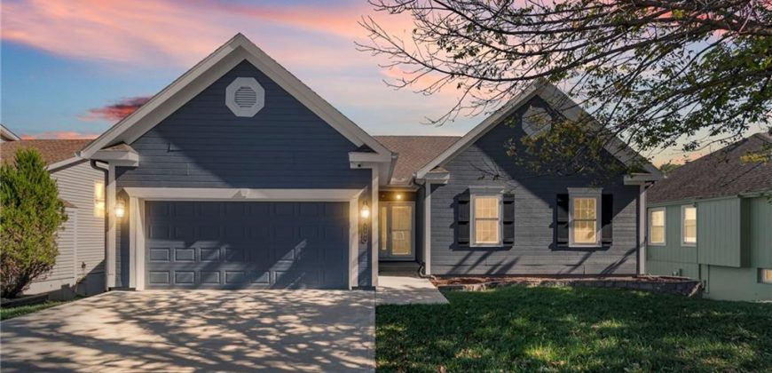 Homes for Sale in Kansas City, MO 64154 | 8509 N Robinhood Avenue