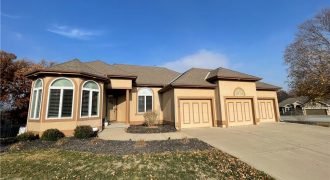 Homes for Sale in Kansas City, MO 64053 | 8636 N Utica Avenue