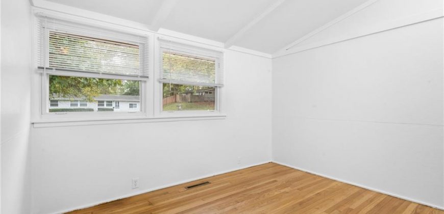 Homes for Sale in Kansas City, MO 64118 | 5708 N Woodland Avenue