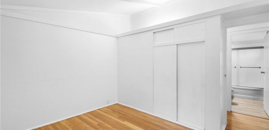 Homes for Sale in Kansas City, MO 64118 | 5708 N Woodland Avenue