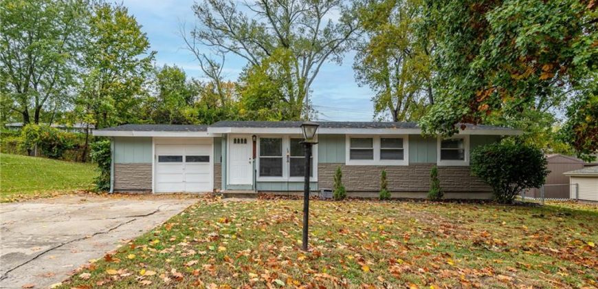 Homes for Sale in Kansas City, MO 64118 | 5708 N Woodland Avenue