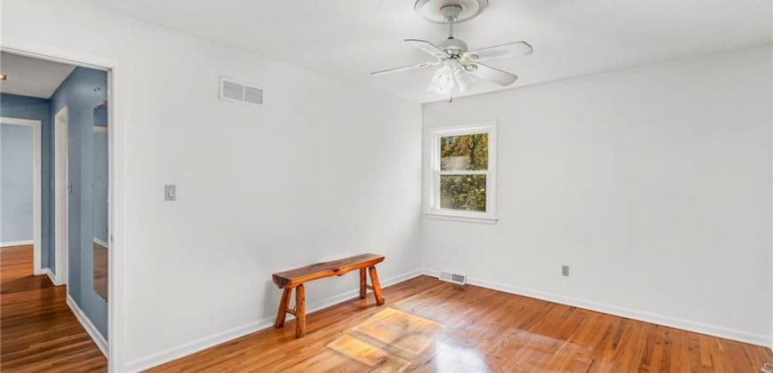 Homes for Sale in Kansas City, MO 64152 | 7702 NW Fawn Avenue