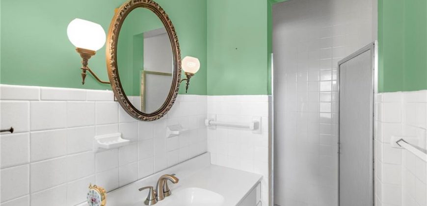 Homes for Sale in Kansas City, MO 64152 | 7702 NW Fawn Avenue