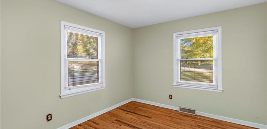 Homes for Sale in Kansas City, MO 64152 | 7702 NW Fawn Avenue