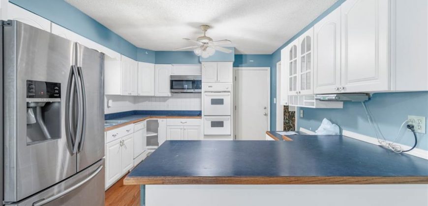 Homes for Sale in Kansas City, MO 64152 | 7702 NW Fawn Avenue