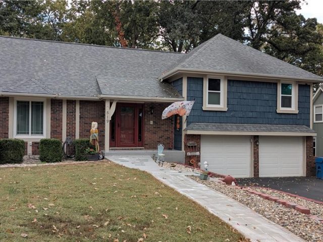 Homes for Sale in Liberty, MO 64068 | 519  Lancelot Drive