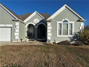 9301-N-Charlotte-Court-mls-2588379-image-1