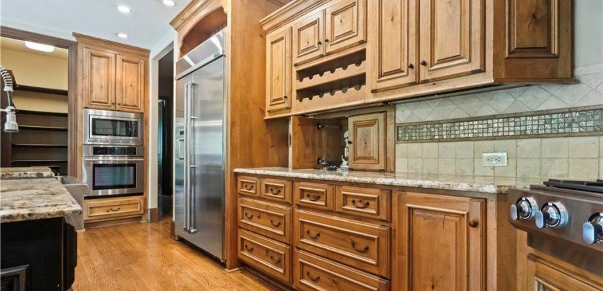 Homes for Sale in Kansas City, MO 64116 | 4501 N Hickory Lane