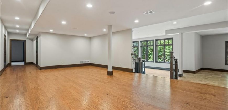 Homes for Sale in Kansas City, MO 64116 | 4501 N Hickory Lane